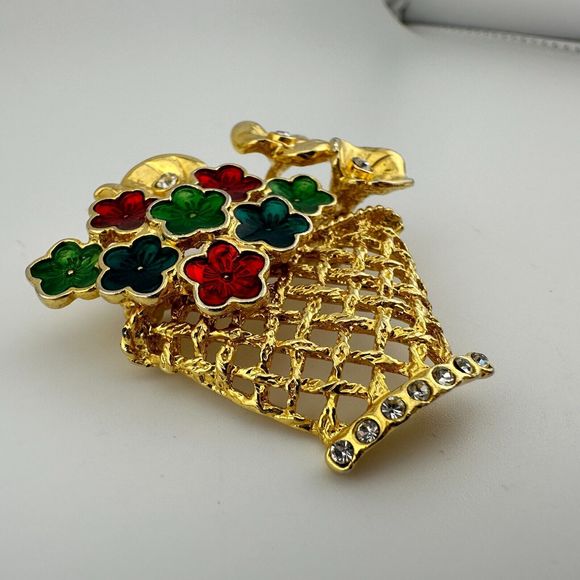 Vintage Gold Tone Enamel Clear Rhinestone Flower Basket Brooch Pin Openwork 1.75 - Picture 5 of 10